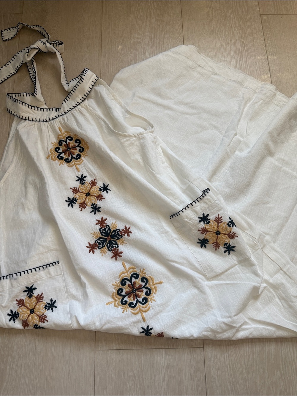 Solitaire White Embroidered Pocketed Maxi Dress with Tan and Black Accents - Picture 5 of 7
